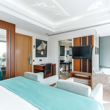The Ibiza Twiins - 4* Sup Hotel Playa d'en Bossa Bagian luar foto