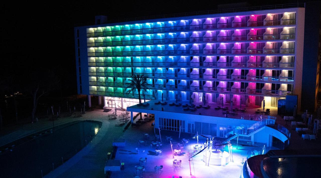 The Ibiza Twiins - 4* Sup Hotel Playa d'en Bossa Bagian luar foto