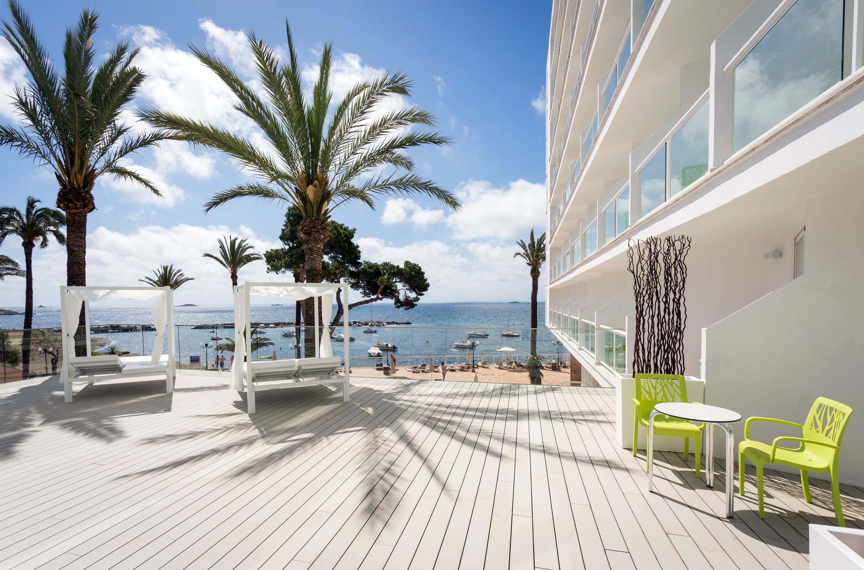 The Ibiza Twiins - 4* Sup Hotel Playa d'en Bossa Bagian luar foto